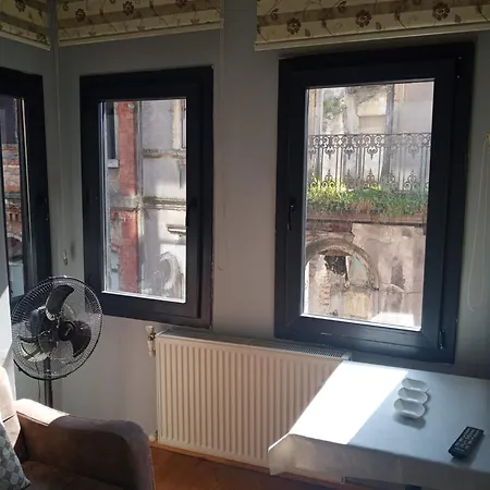 Hotel Taksim Pera Jiyan 2*