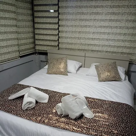 Taksim Pera Jiyan 2* イスタンブール